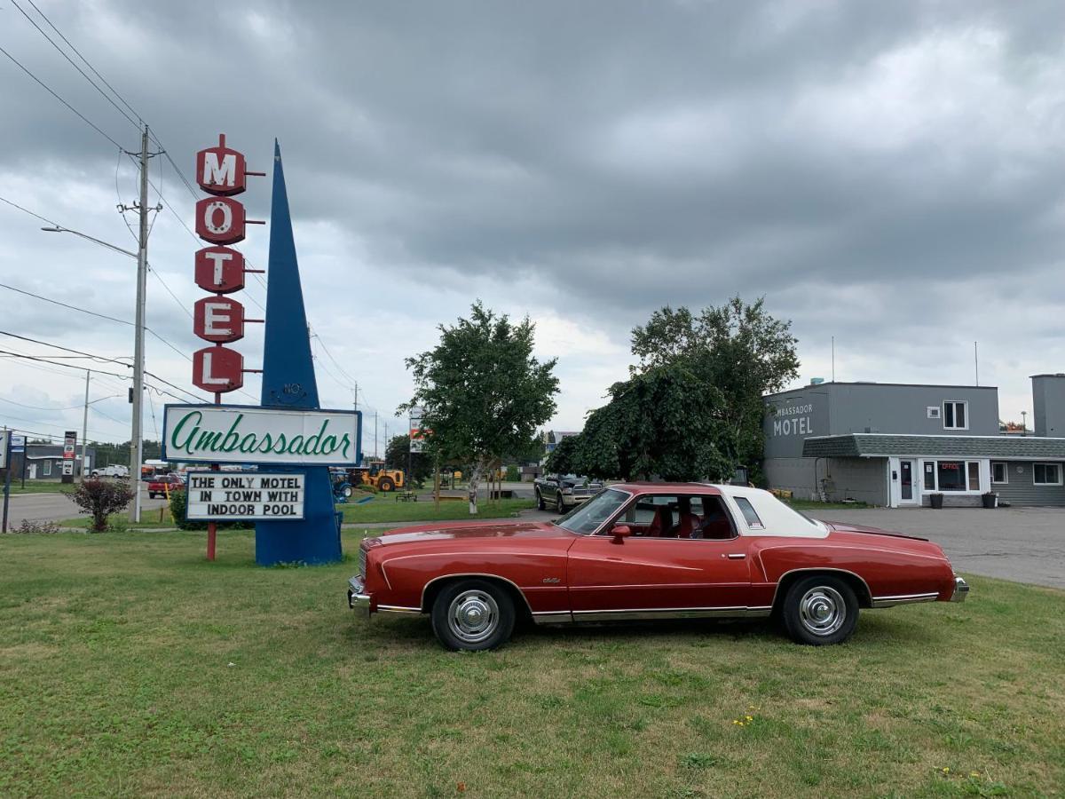 Ambassador Motel Sault Ste. Marie Bagian luar foto
